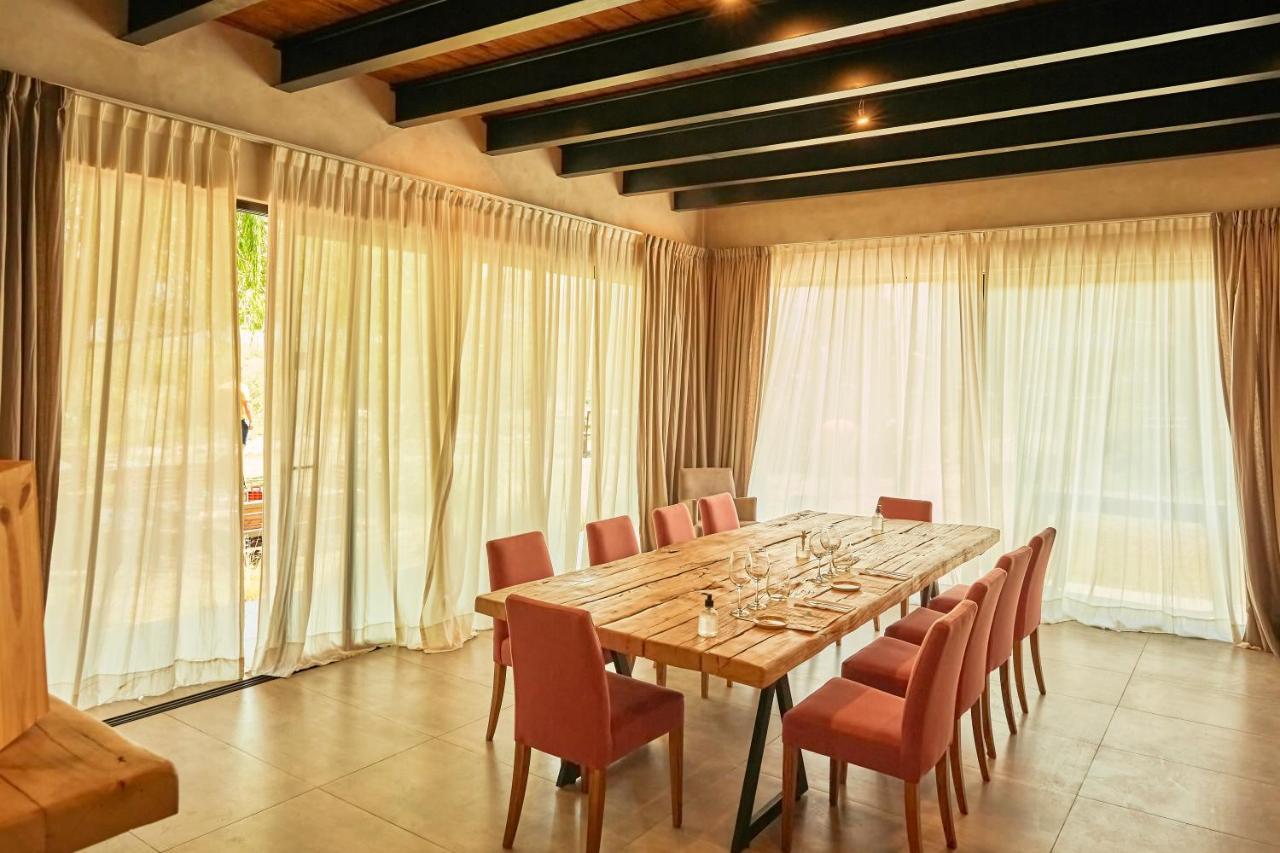 Casa De Huespedes Bodega Gimenez Riili Hotel Los Sauces  Exterior photo